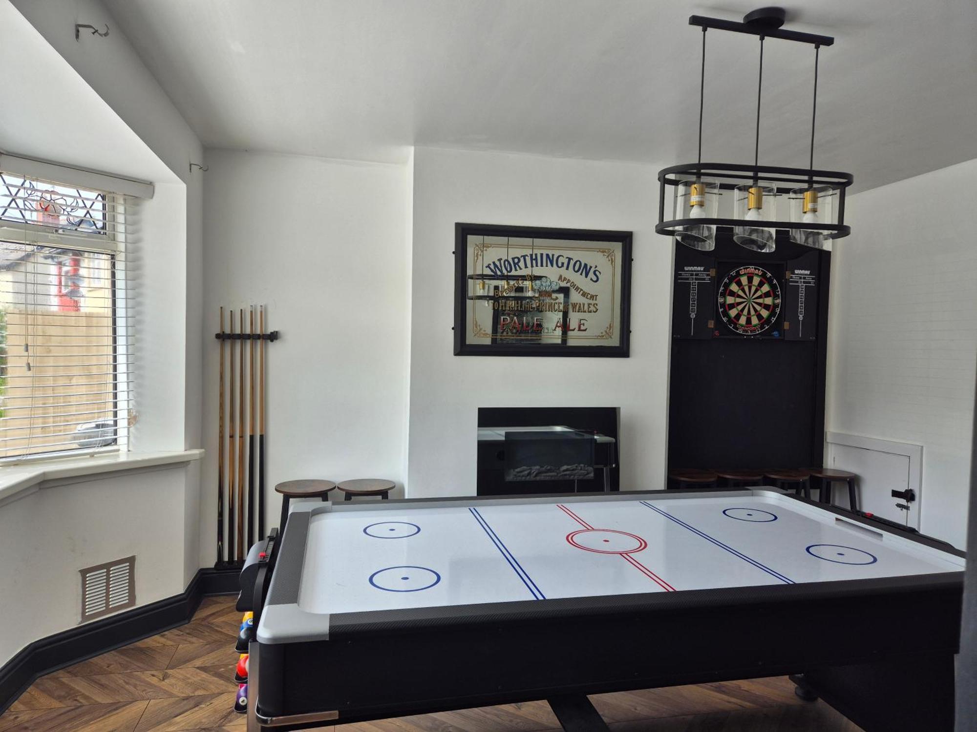Cardiff City Centre House - Sleeps 6 Экстерьер фото