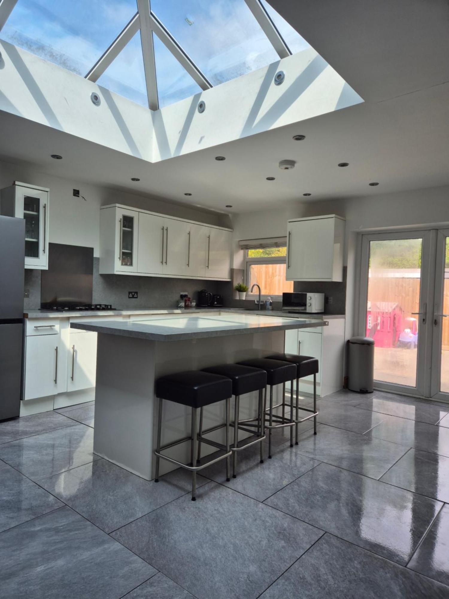 Cardiff City Centre House - Sleeps 6 Экстерьер фото